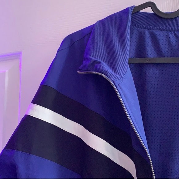 WORN ONCE FABLETICS ATHLETIC JACKET - Picture 2 of 2